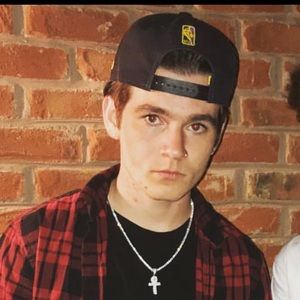 Meet your Posher, Thomas